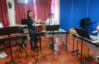 按下放大相片 敲擊樂B